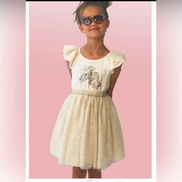 GOLD AND WHITE UNICORN RUFFLE SLEEVE DRESS Sz 8 - Picture 1 of 14